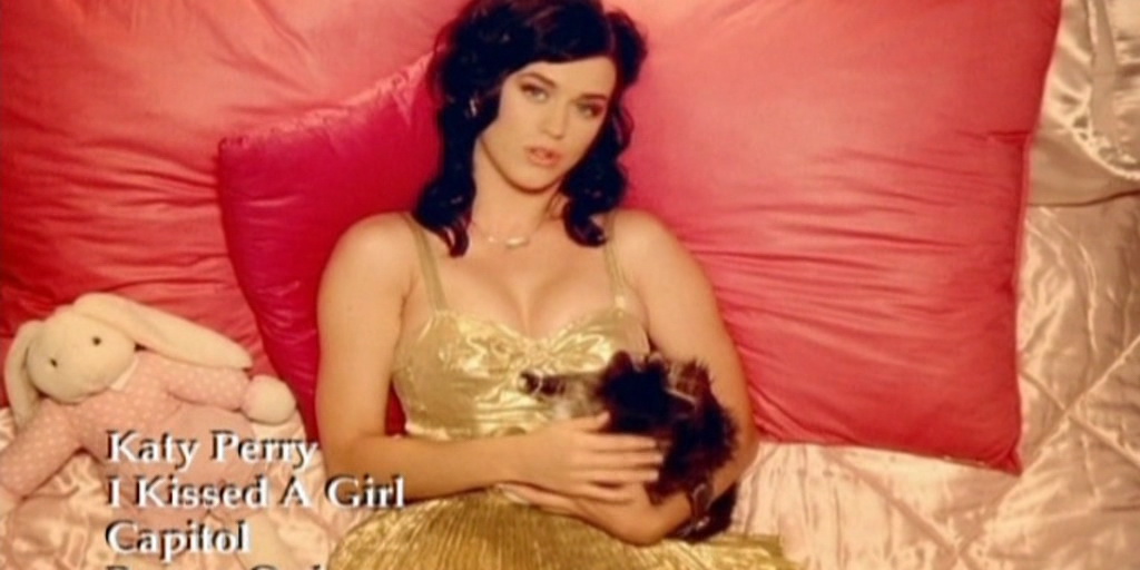 Katy Perry - I Kissed a Girl (DVDRip)