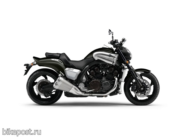 Матово-черный мотоцикл Yamaha VMAX 2012