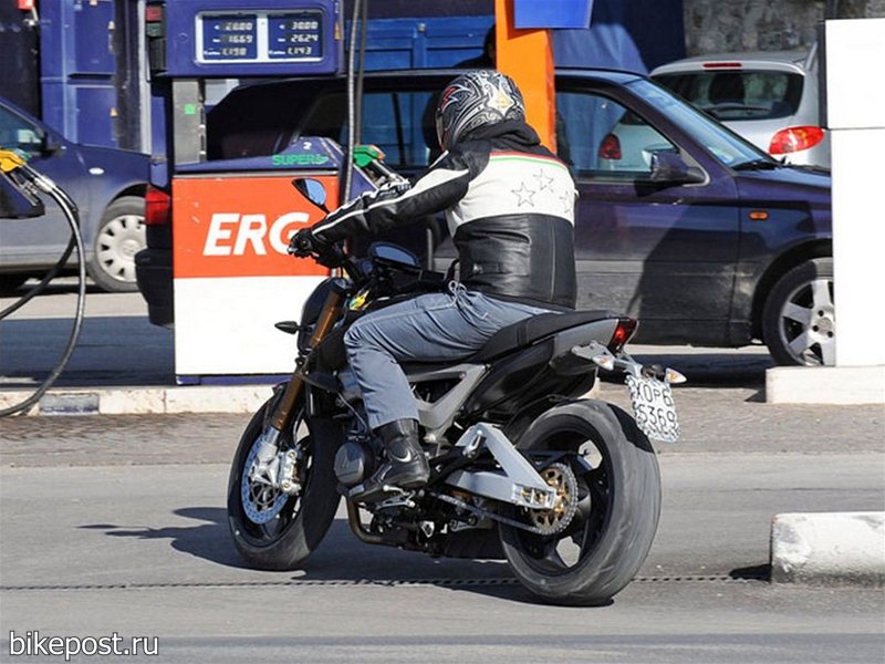 Новый мотоцикл Benelli Due 750 (2012)