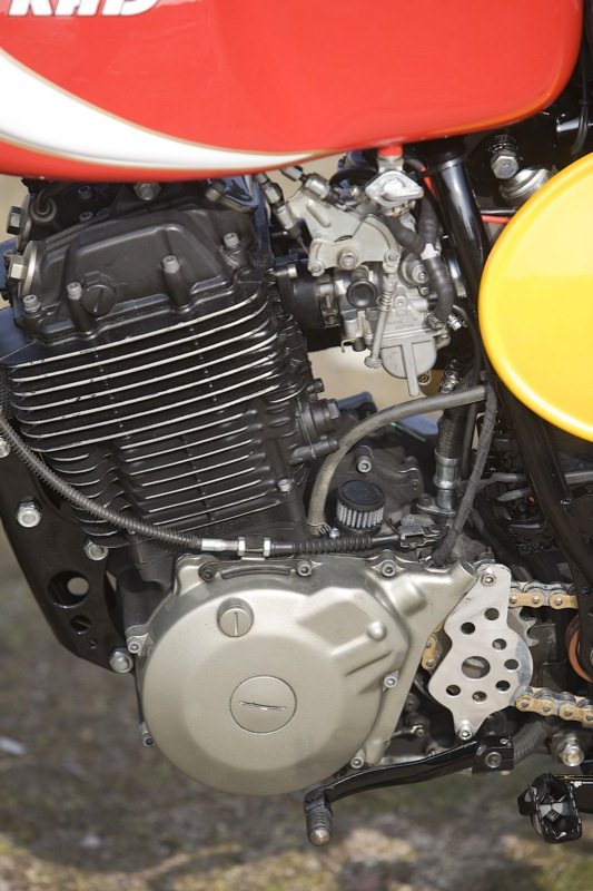 Мотоцикл  DIRT RAD от Radical Ducati